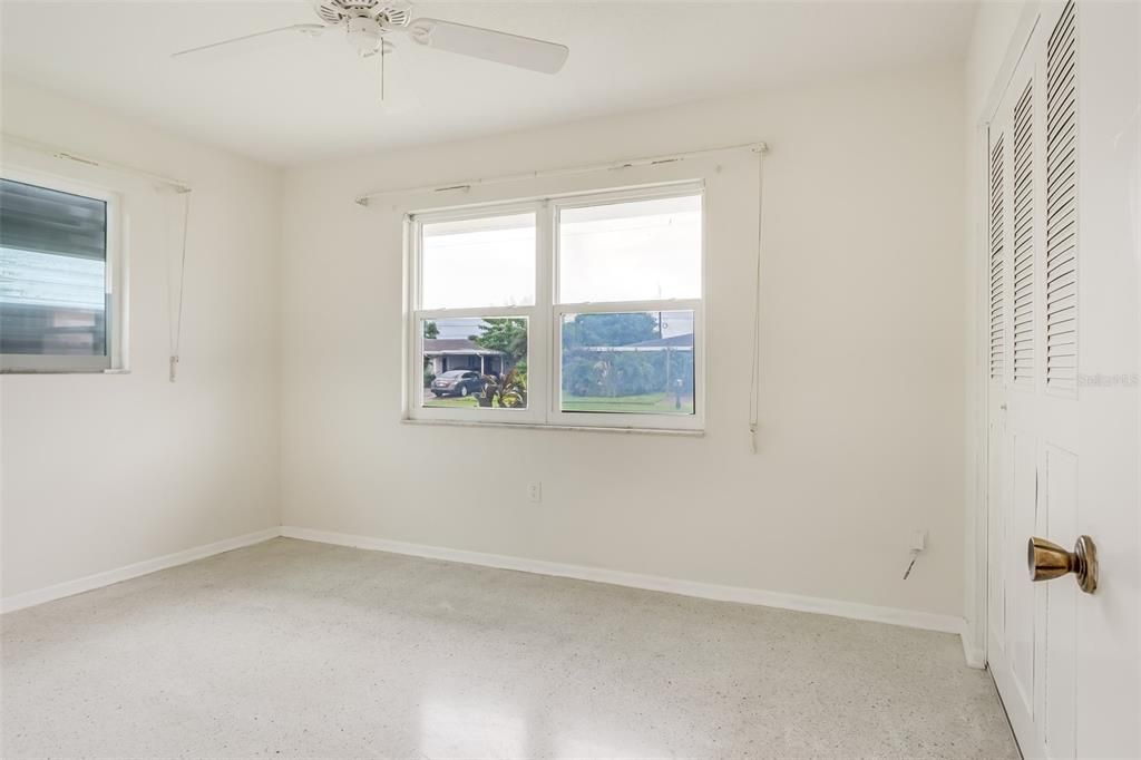 For Sale: $169,900 (2 beds, 2 baths, 1119 Square Feet)