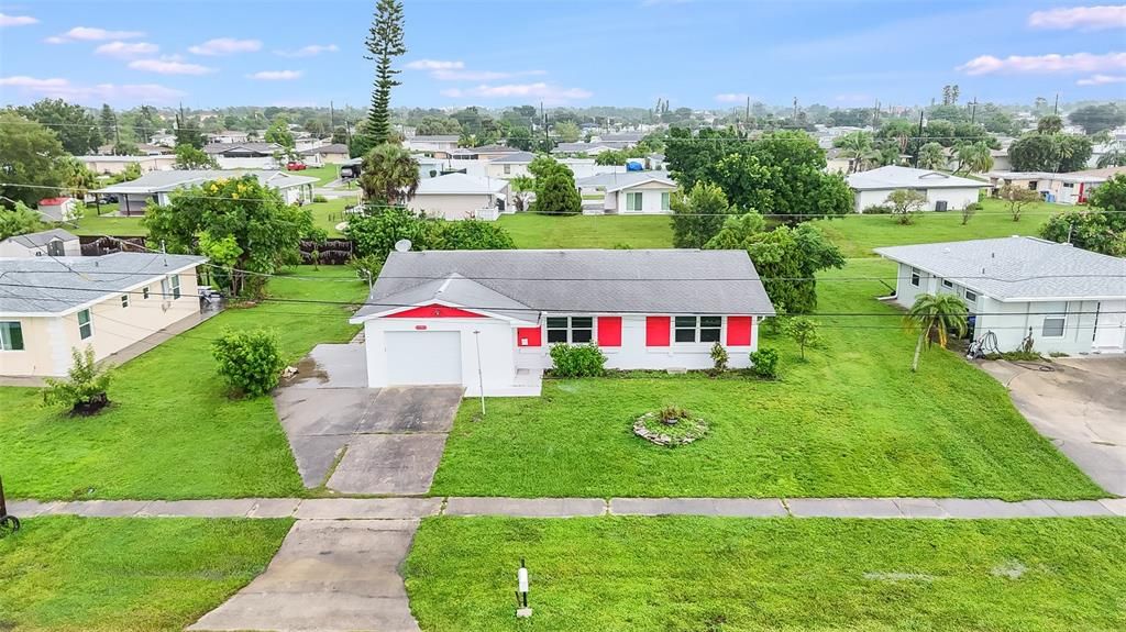 For Sale: $169,900 (2 beds, 2 baths, 1119 Square Feet)
