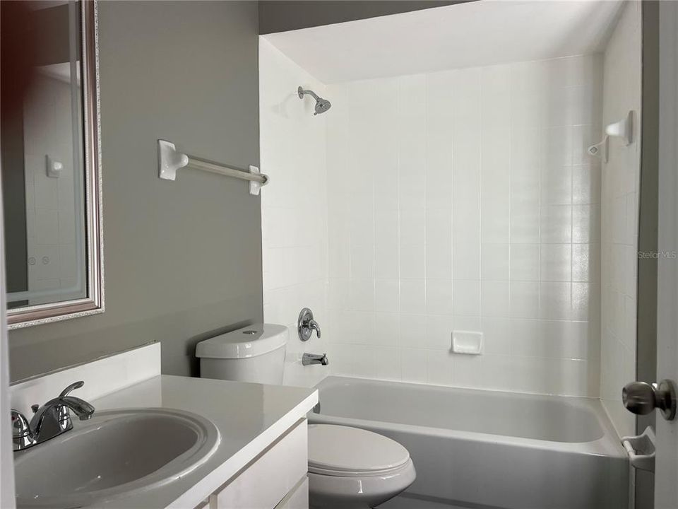 В аренду: $1,795 (3 спален, 2 ванн, 1210 Квадратных фут)