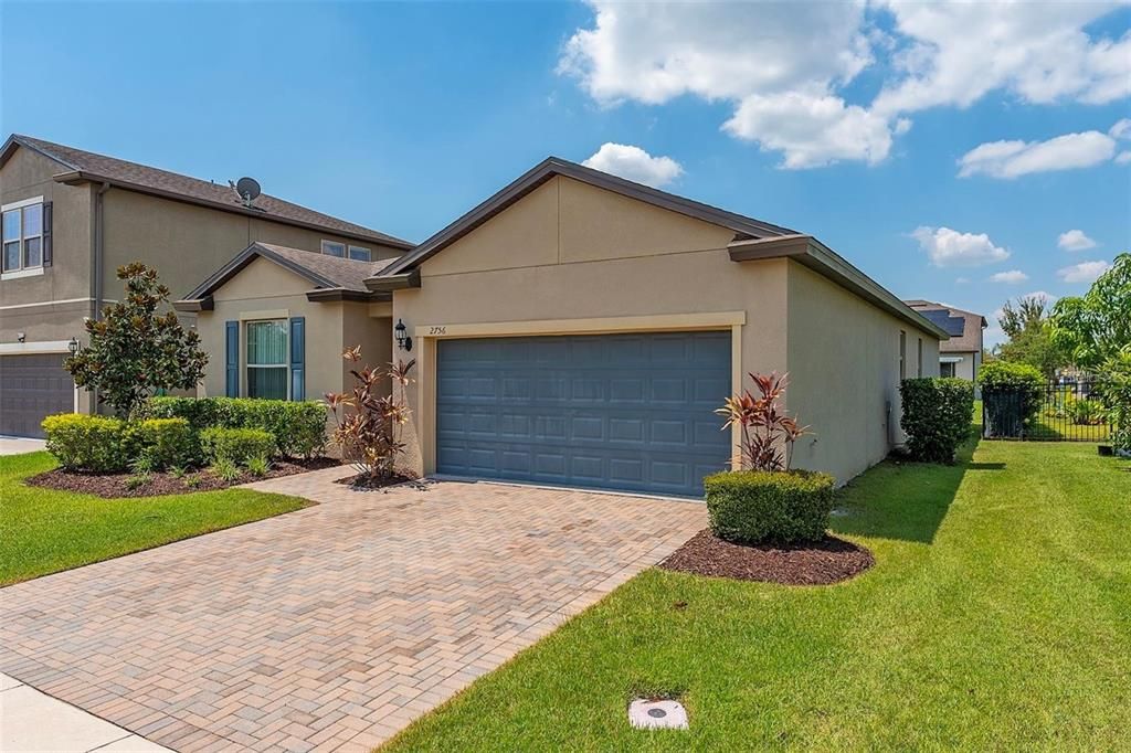 For Rent: $2,650 (4 beds, 2 baths, 2144 Square Feet)