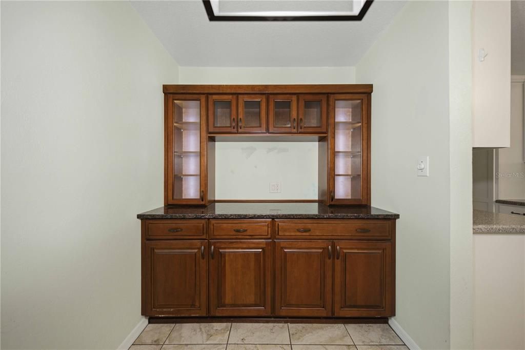 For Sale: $209,900 (2 beds, 2 baths, 1419 Square Feet)