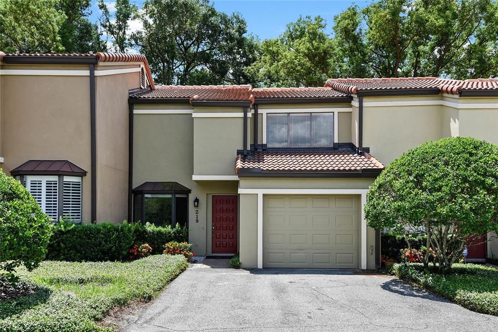 En Venta: $799,000 (2 camas, 2 baños, 1359 Pies cuadrados)