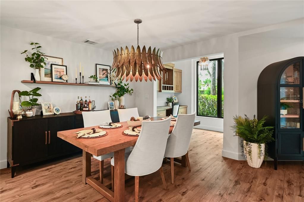 En Venta: $799,000 (2 camas, 2 baños, 1359 Pies cuadrados)