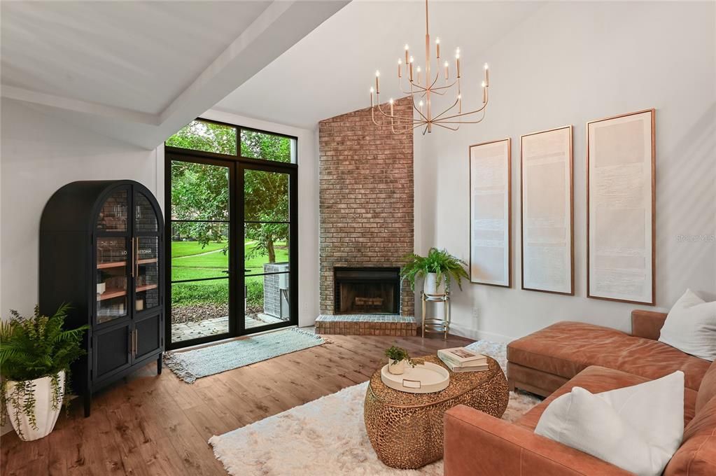 En Venta: $799,000 (2 camas, 2 baños, 1359 Pies cuadrados)