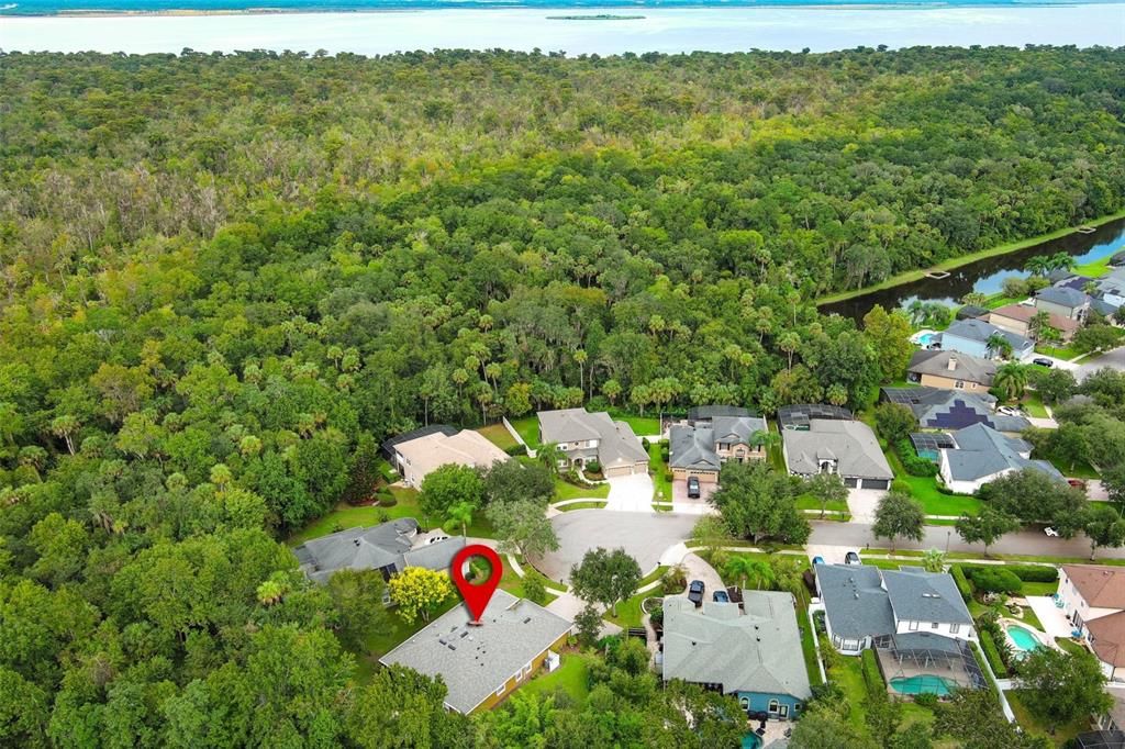 En Venta: $699,900 (4 camas, 3 baños, 2520 Pies cuadrados)