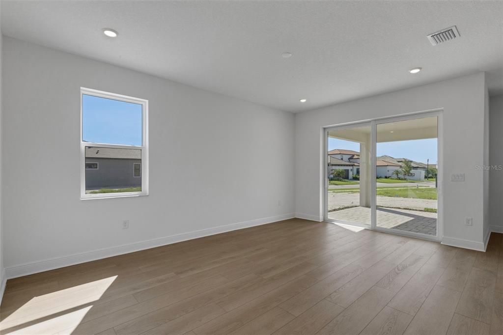 En Venta: $499,999 (3 camas, 2 baños, 1763 Pies cuadrados)
