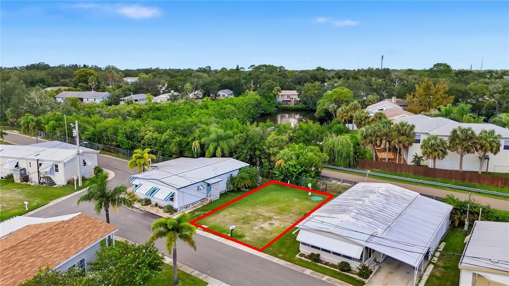 待售: $55,000 (0.14 acres)