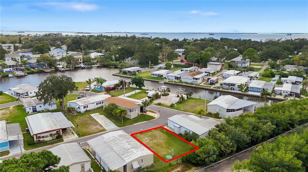 待售: $55,000 (0.14 acres)