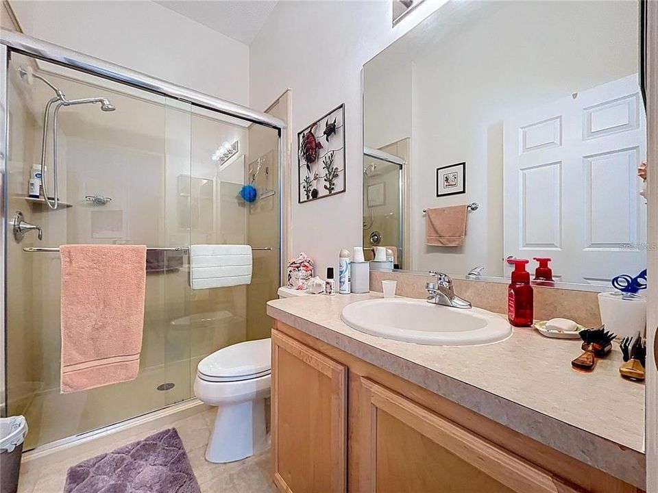 For Sale: $374,900 (2 beds, 2 baths, 1196 Square Feet)