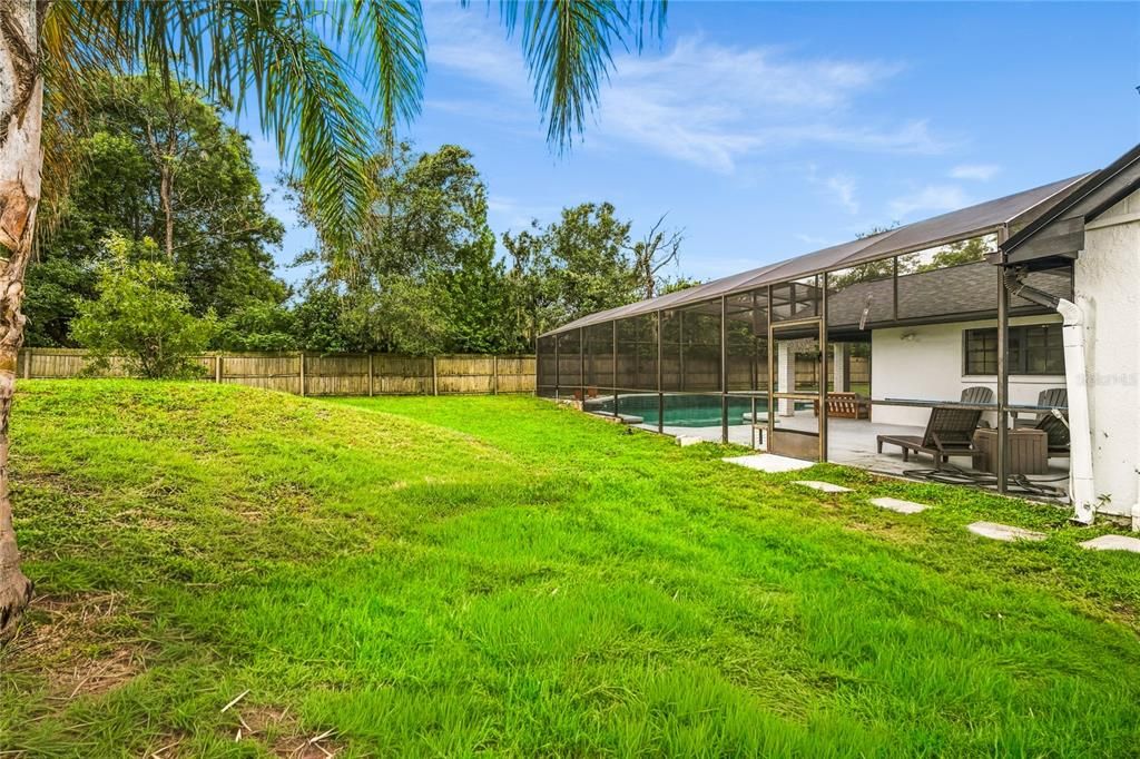 En Venta: $670,000 (4 camas, 2 baños, 2729 Pies cuadrados)