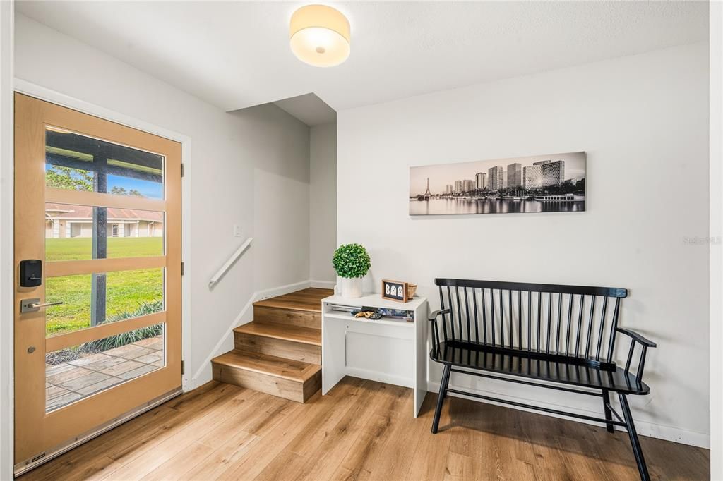 En Venta: $670,000 (4 camas, 2 baños, 2729 Pies cuadrados)