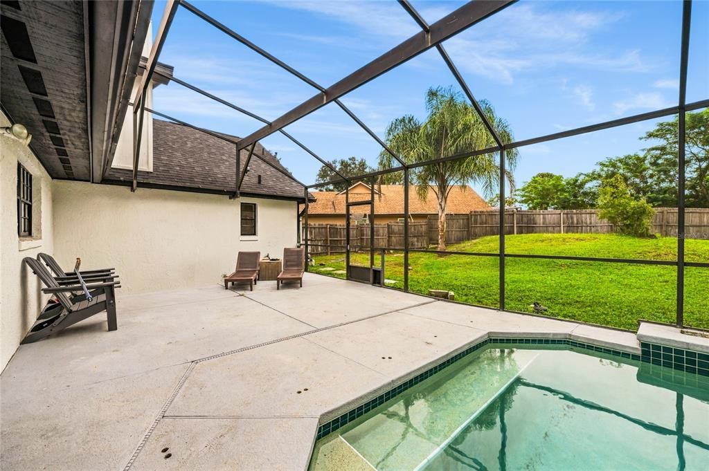 En Venta: $670,000 (4 camas, 2 baños, 2729 Pies cuadrados)