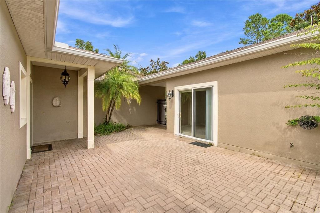 En Venta: $519,900 (3 camas, 3 baños, 3078 Pies cuadrados)