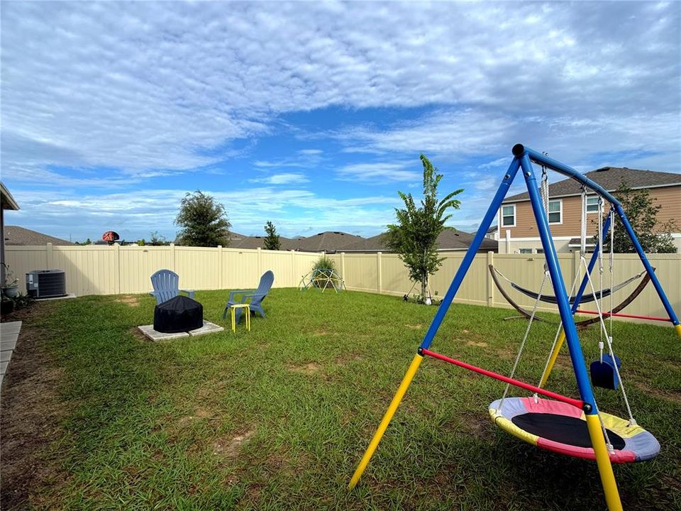 В аренду: $1,950 (3 спален, 2 ванн, 1420 Квадратных фут)