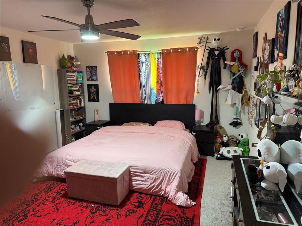 For Rent: $3,000 (5 beds, 2 baths, 2764 Square Feet)