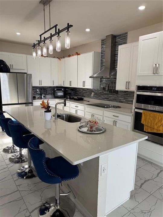 For Rent: $3,000 (5 beds, 2 baths, 2764 Square Feet)