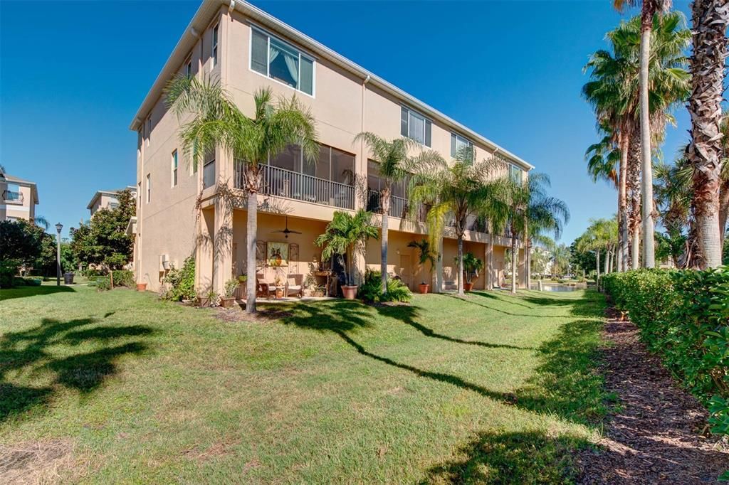 En Venta: $450,000 (3 camas, 2 baños, 2056 Pies cuadrados)