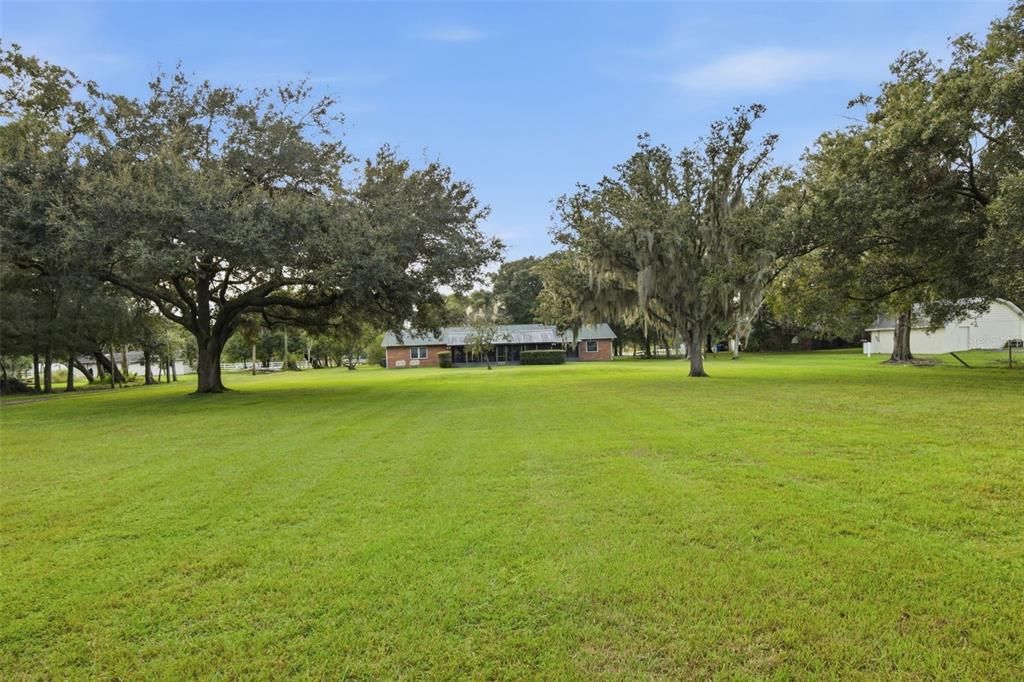 For Sale: $875,000 (4 beds, 3 baths, 2360 Square Feet)