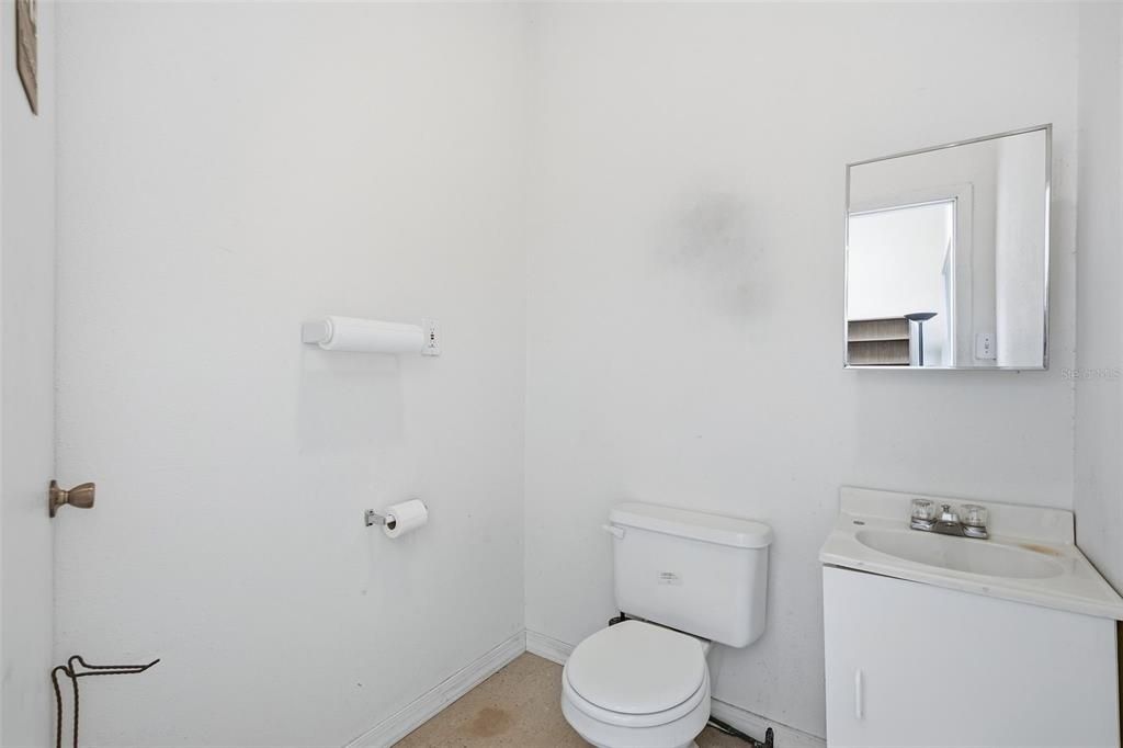 For Sale: $875,000 (4 beds, 3 baths, 2360 Square Feet)