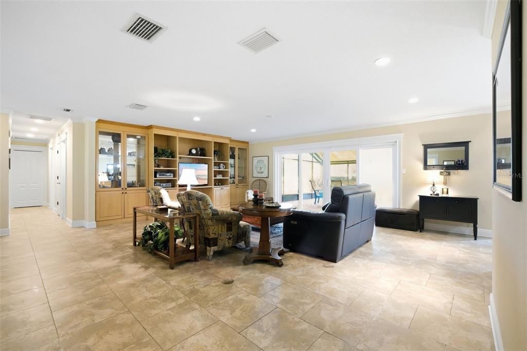 For Sale: $875,000 (4 beds, 3 baths, 2360 Square Feet)