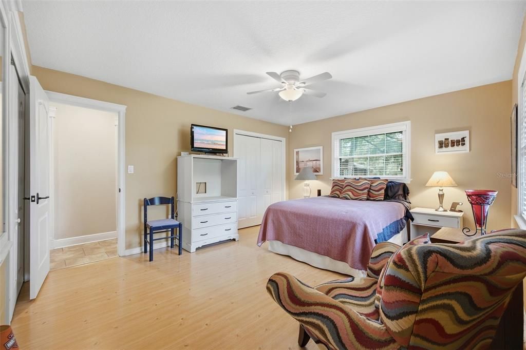 For Sale: $875,000 (4 beds, 3 baths, 2360 Square Feet)