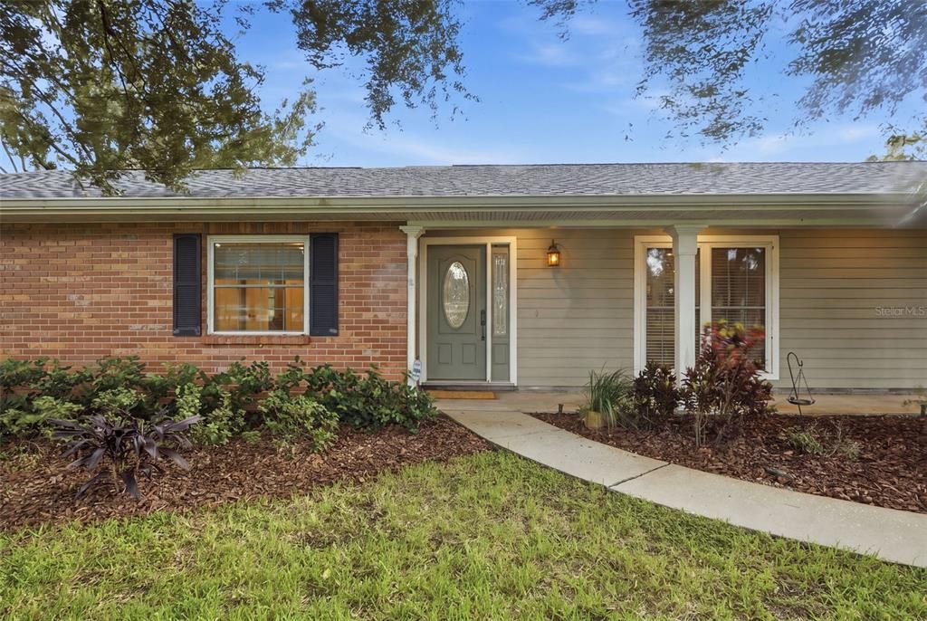 For Sale: $875,000 (4 beds, 3 baths, 2360 Square Feet)