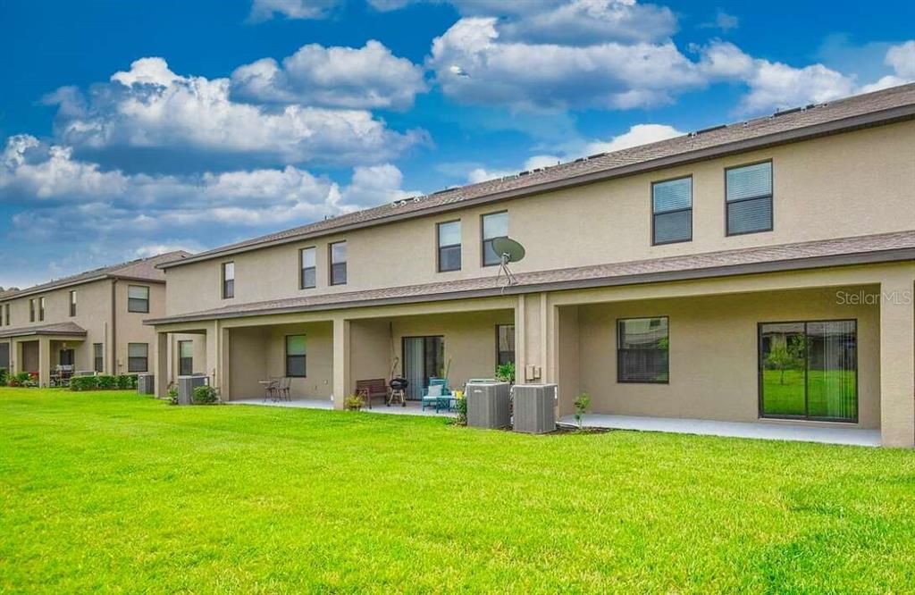 For Sale: $299,900 (3 beds, 2 baths, 1601 Square Feet)