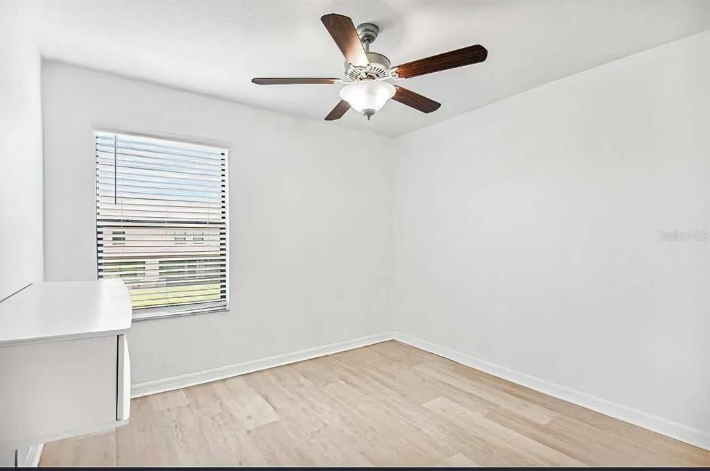 For Sale: $299,900 (3 beds, 2 baths, 1601 Square Feet)