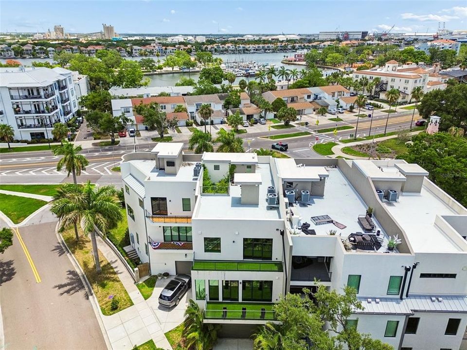 En Renta: $13,500 (4 camas, 4 baños, 3977 Pies cuadrados)