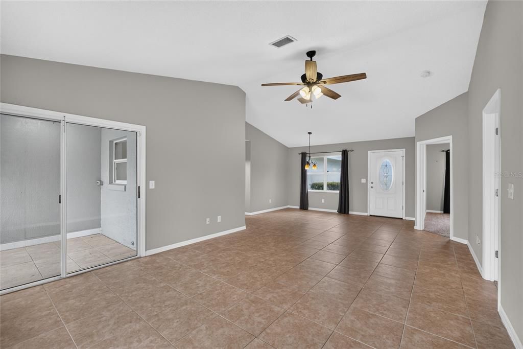 For Sale: $269,000 (3 beds, 2 baths, 1528 Square Feet)