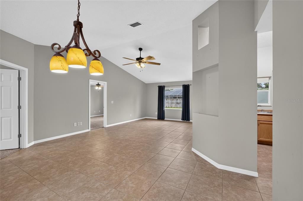 For Sale: $269,000 (3 beds, 2 baths, 1528 Square Feet)