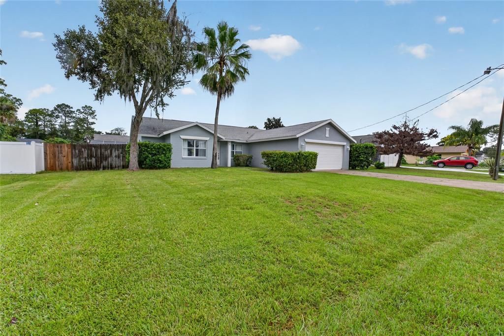 For Sale: $269,000 (3 beds, 2 baths, 1528 Square Feet)