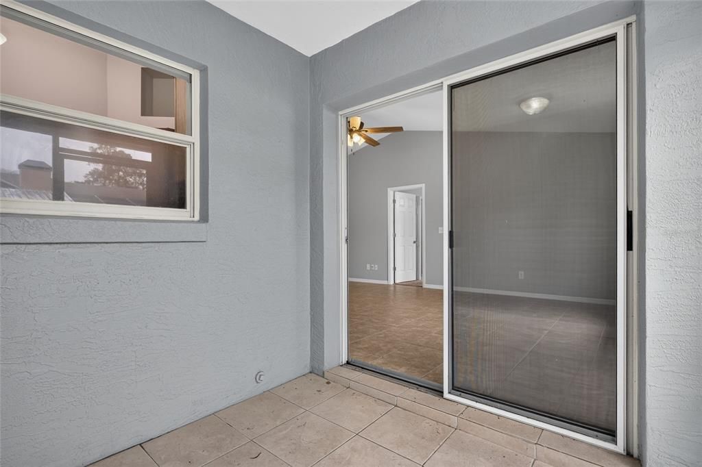 For Sale: $269,000 (3 beds, 2 baths, 1528 Square Feet)