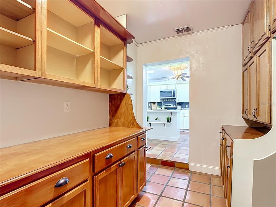 For Sale: $330,000 (3 beds, 2 baths, 1350 Square Feet)