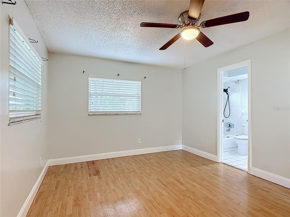 For Sale: $330,000 (3 beds, 2 baths, 1350 Square Feet)