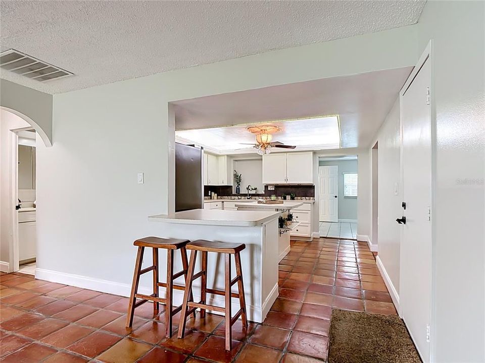 For Sale: $330,000 (3 beds, 2 baths, 1350 Square Feet)
