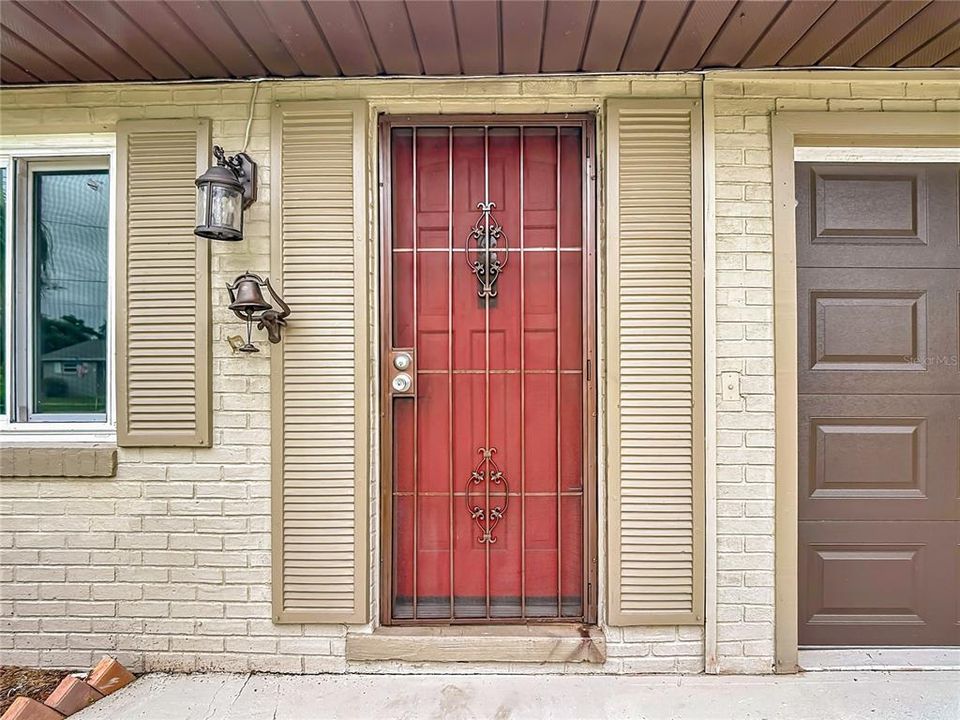 For Sale: $330,000 (3 beds, 2 baths, 1350 Square Feet)