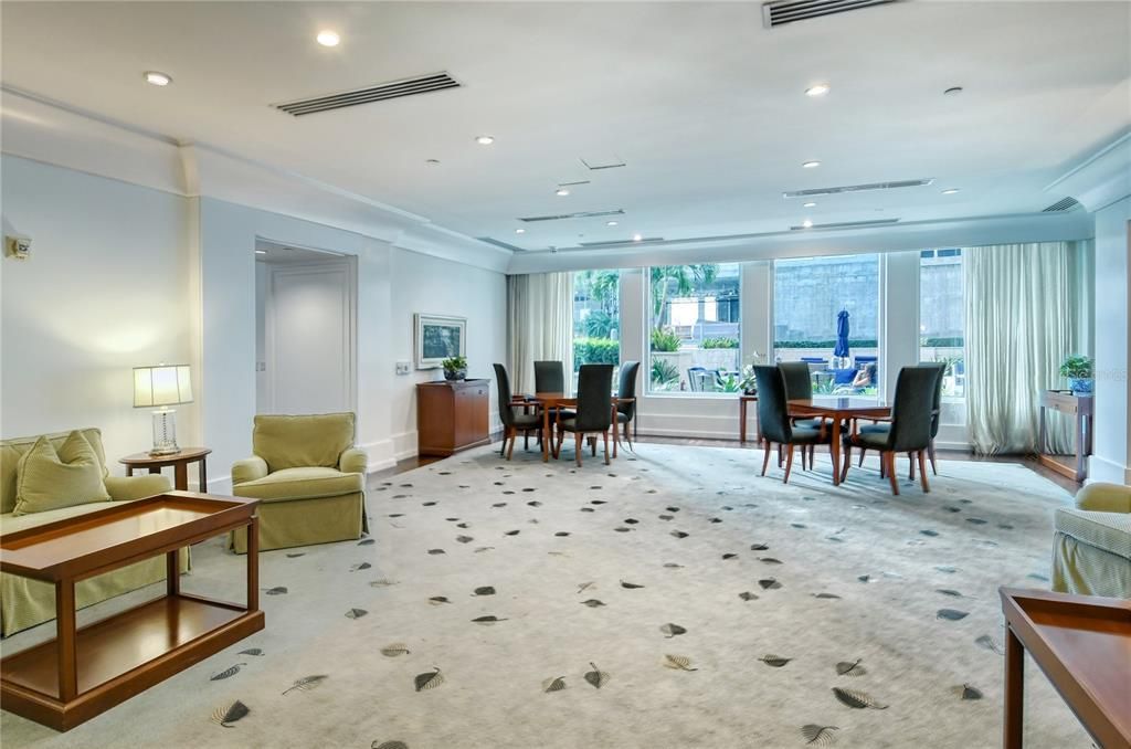 For Sale: $1,075,000 (2 beds, 2 baths, 1336 Square Feet)