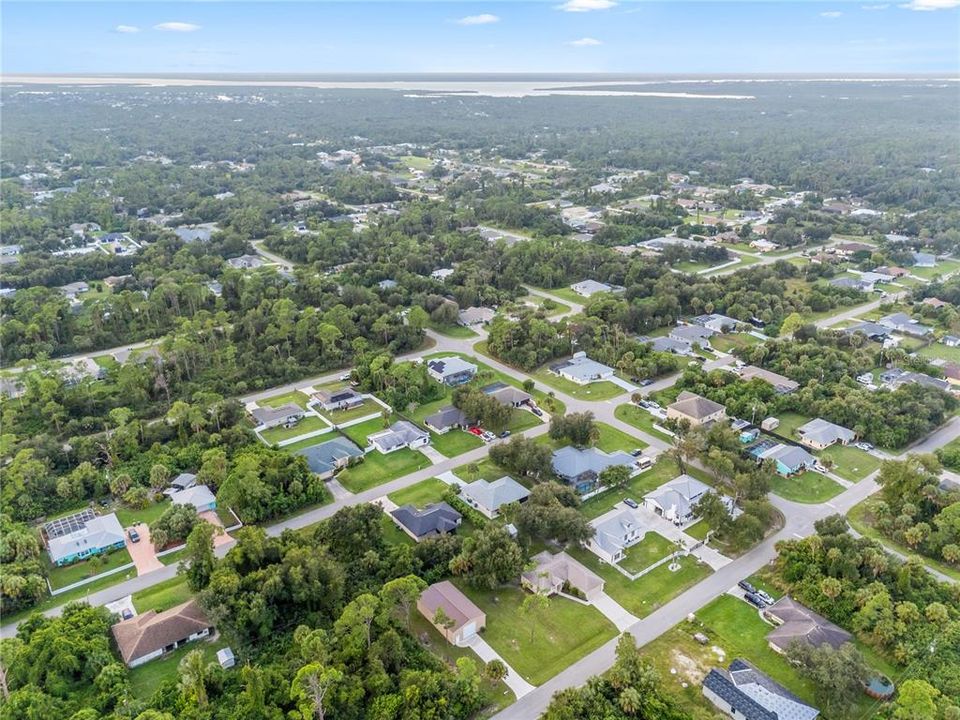На продажу: $360,000 (3 спален, 2 ванн, 1236 Квадратных фут)