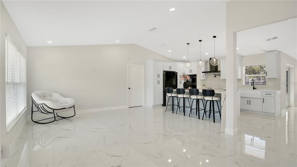For Sale: $379,000 (3 beds, 2 baths, 1666 Square Feet)