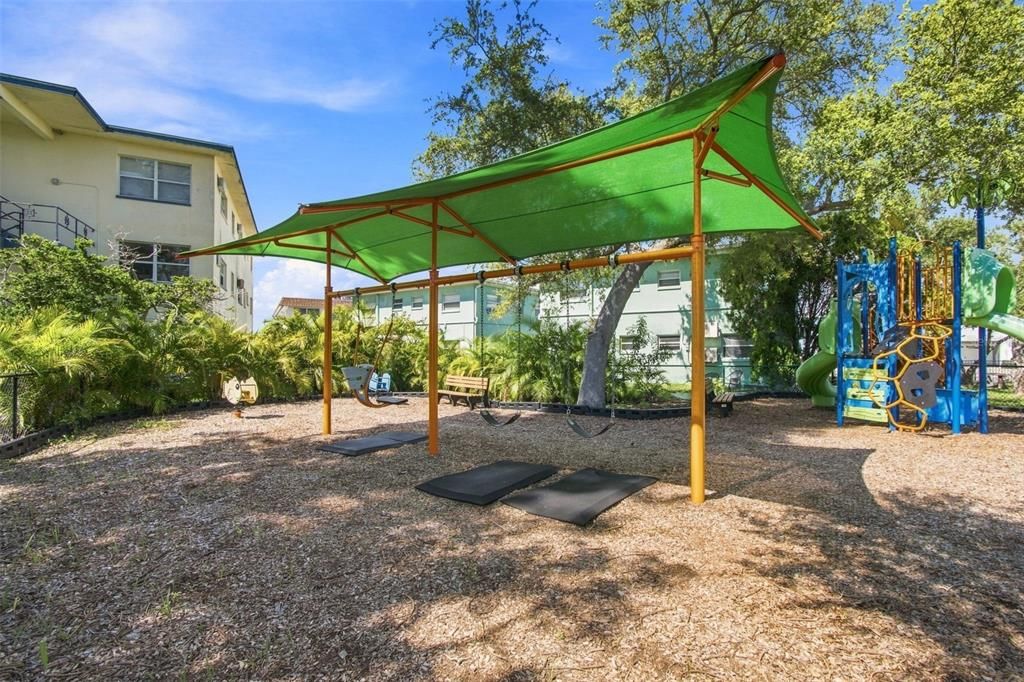 На продажу: $649,000 (3 спален, 2 ванн, 1533 Квадратных фут)