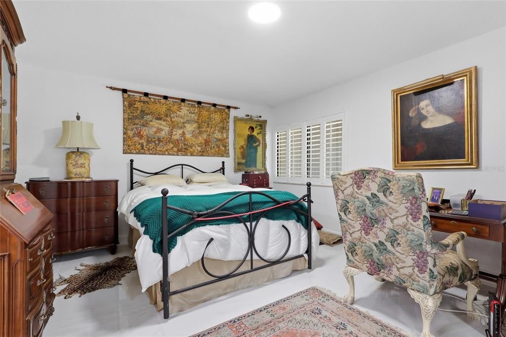 En Venta: $280,000 (2 camas, 2 baños, 1096 Pies cuadrados)