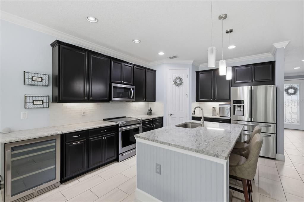 For Sale: $630,000 (3 beds, 3 baths, 3104 Square Feet)