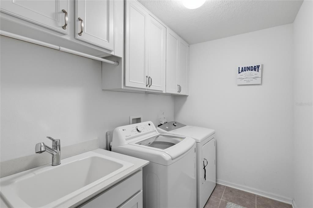 For Sale: $630,000 (3 beds, 3 baths, 3104 Square Feet)