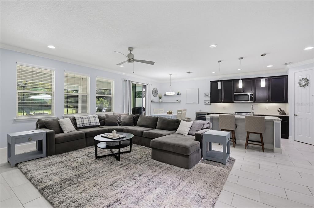 For Sale: $630,000 (3 beds, 3 baths, 3104 Square Feet)
