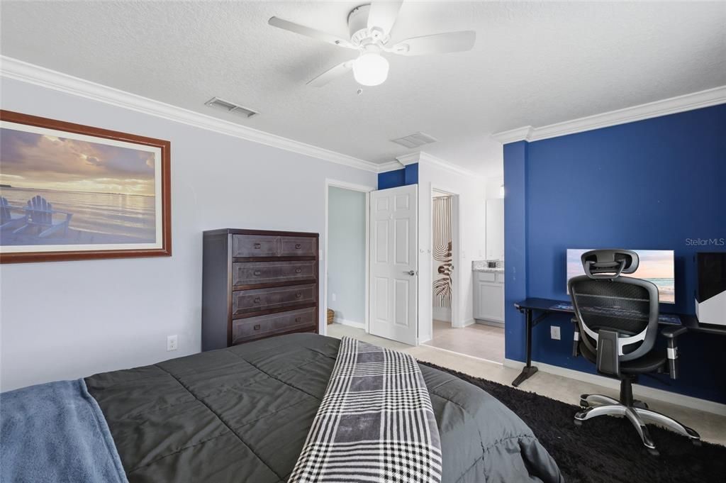 For Sale: $630,000 (3 beds, 3 baths, 3104 Square Feet)