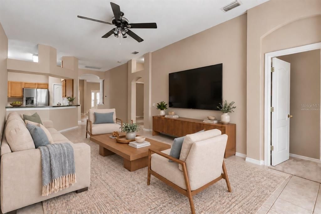 For Sale: $450,000 (4 beds, 2 baths, 2083 Square Feet)