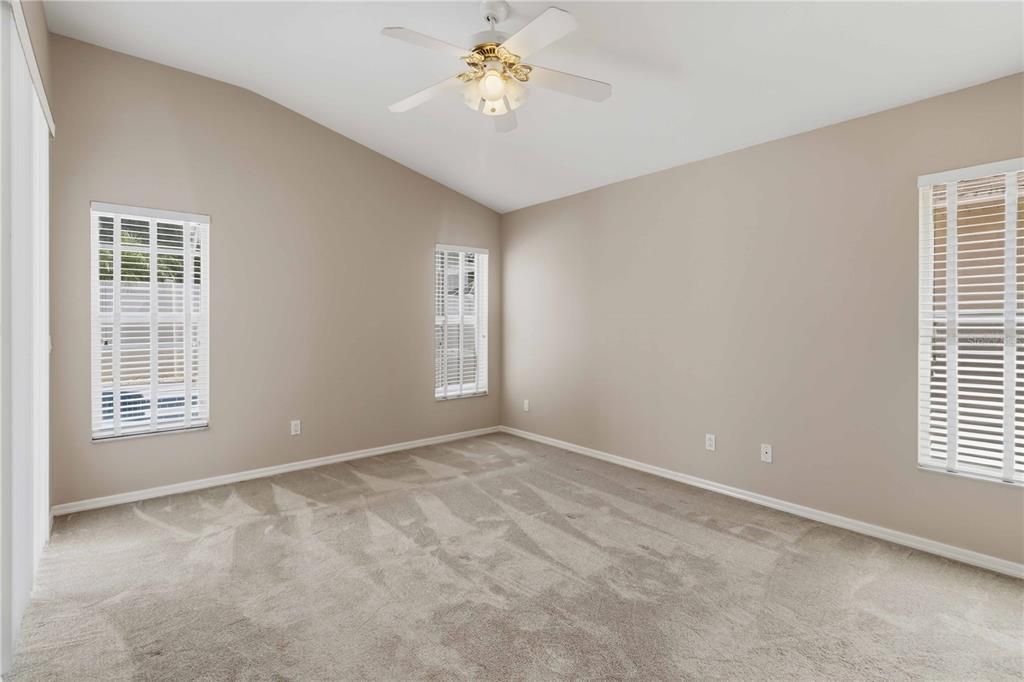 For Sale: $450,000 (4 beds, 2 baths, 2083 Square Feet)