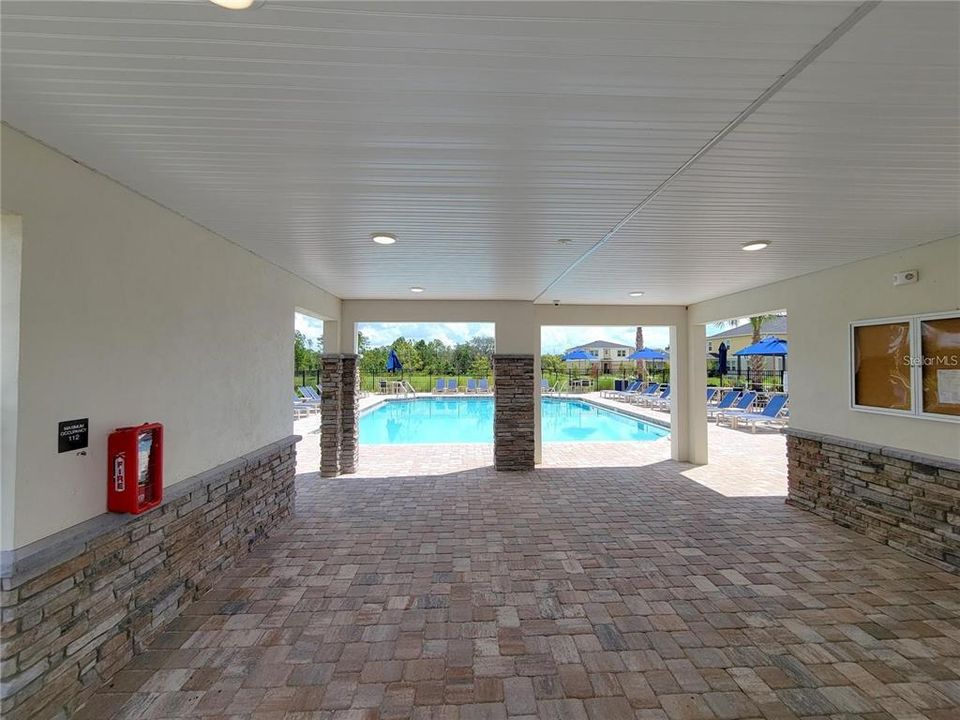 For Rent: $2,450 (4 beds, 3 baths, 1954 Square Feet)