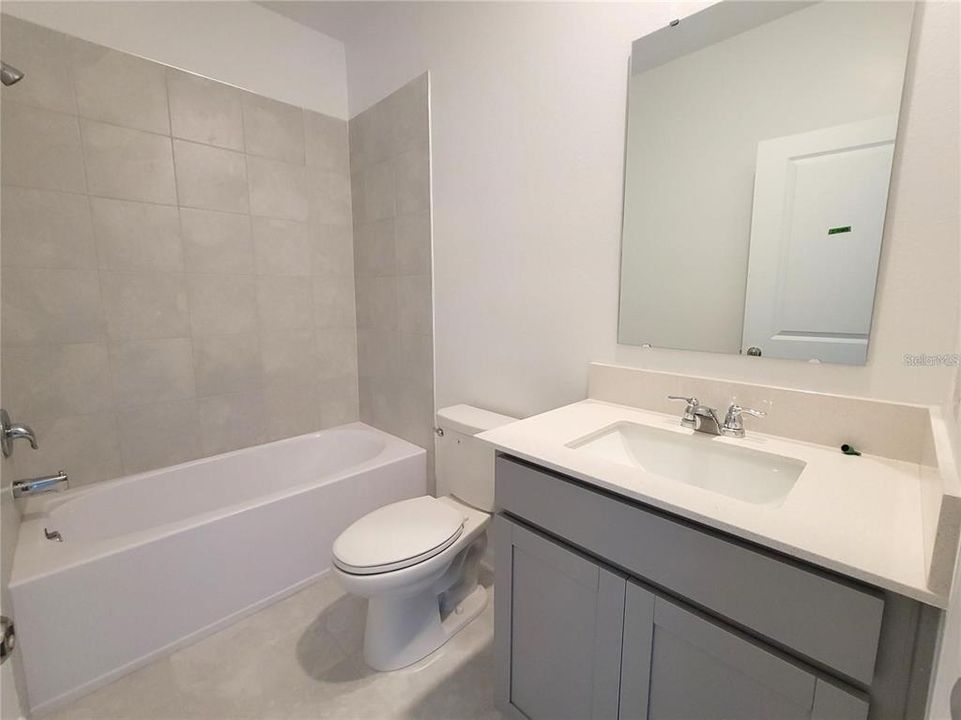 For Rent: $2,450 (4 beds, 3 baths, 1954 Square Feet)